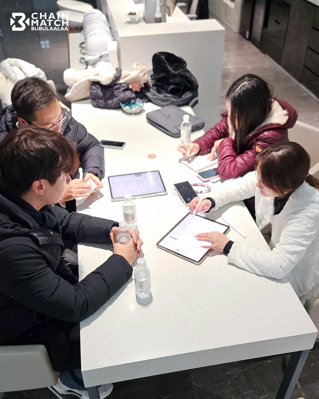 การประชุมกับซัพพลายเออร์จีนเพื่อเจรจาราคา สเปกสินค้า และเงื่อนไขการผลิต